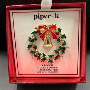NIB Piper K Holiday Wreath Brooch